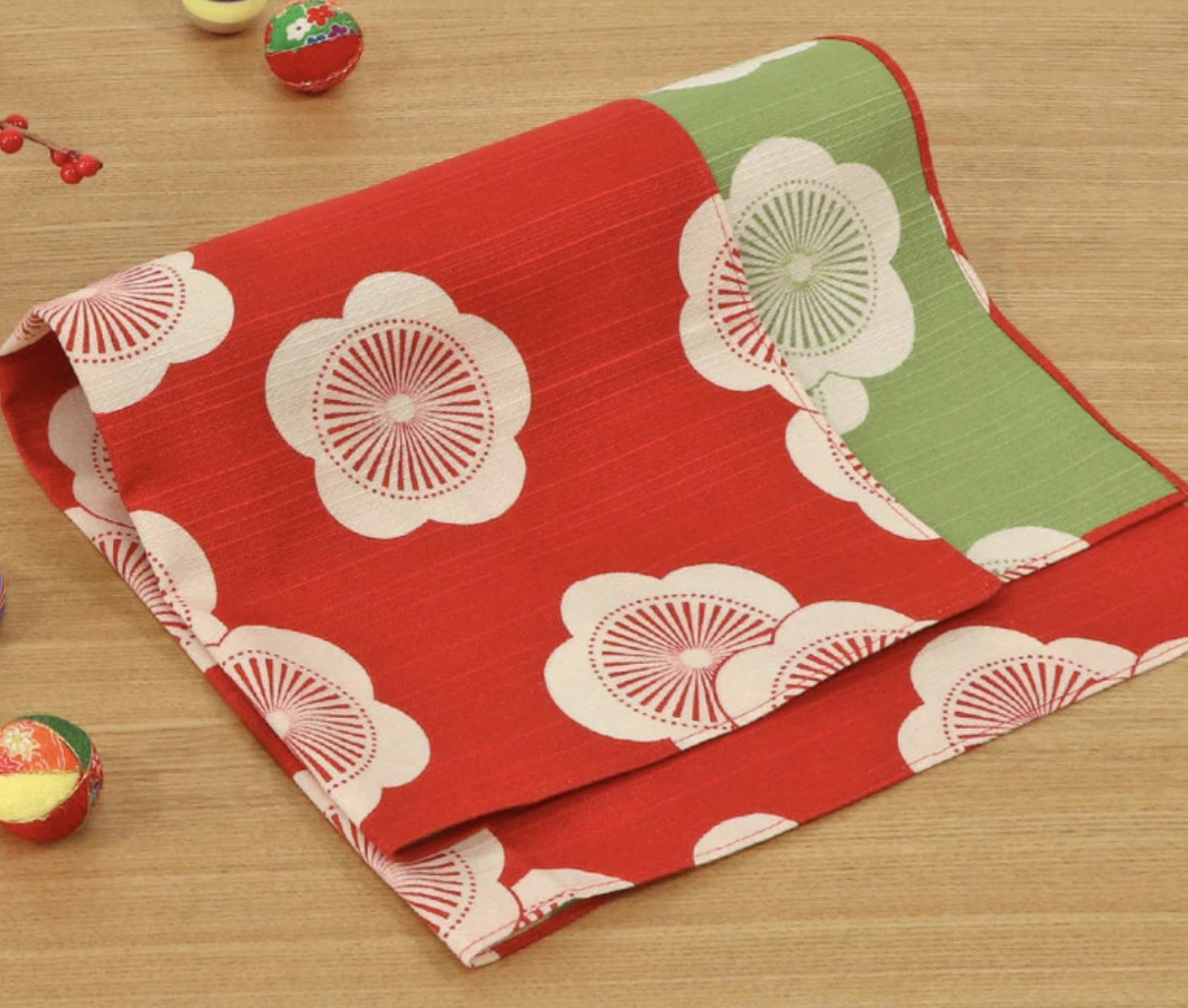 Versatile wrapping cloth (reversible) 50cm x 50cm Ume plum
