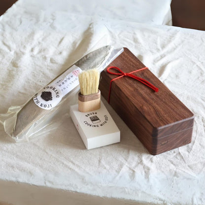 Katsubushi kit (Walnut base)