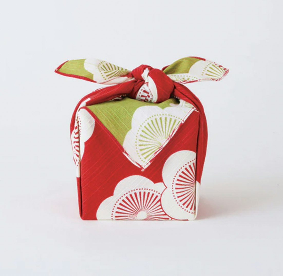 Versatile wrapping cloth (reversible) 50cm x 50cm Ume plum