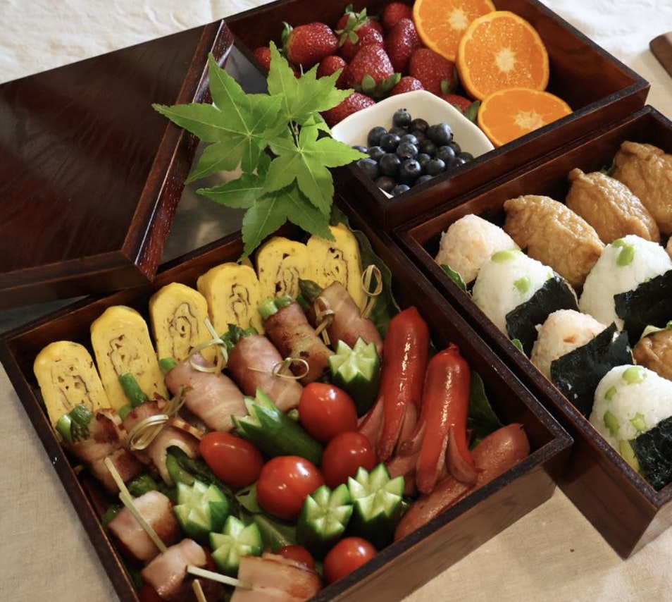 Copper Egg Omelette Pan (For Japanese Tamagoyaki) with bamboo chopstics