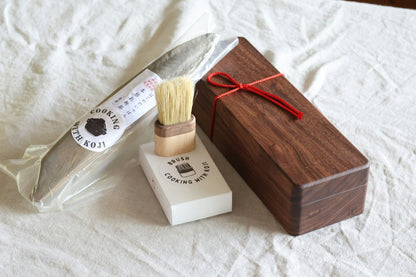 Katsubushi kit (Walnut base)