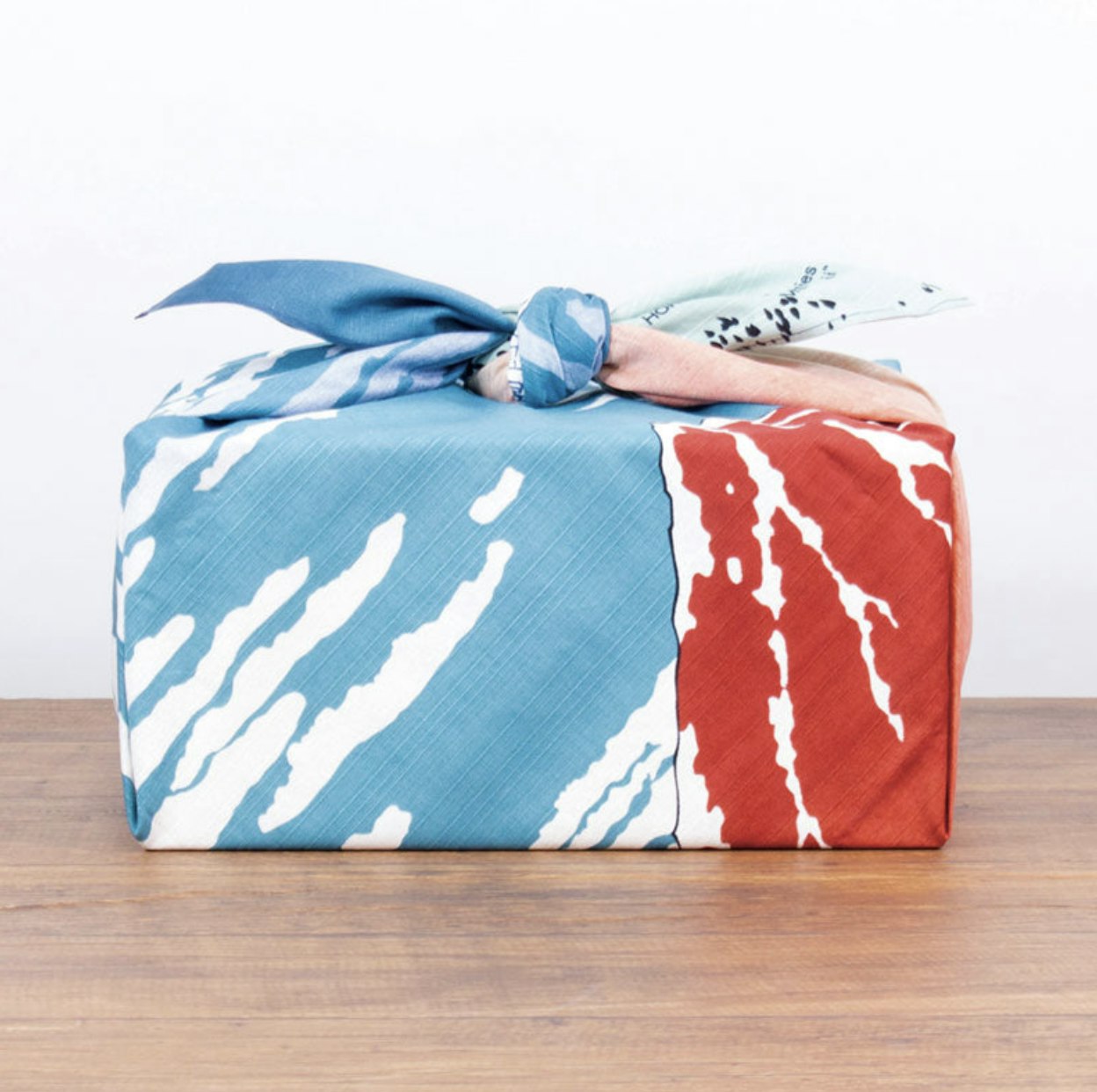 Furoshiki wrapping cloth - The Red Fuji / Hokusai 104cm